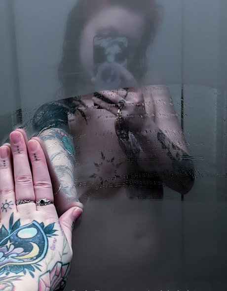 Midnight Mary porn onlyfans