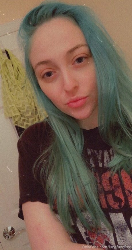 lunafayefree nude onlyfans leak