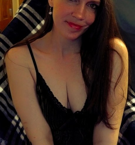 Molly Nova onlyfans leajs