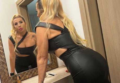 Suzana Perovic onlyfans leak porn