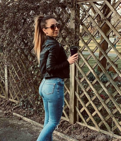 emilyon onlyfans fuck