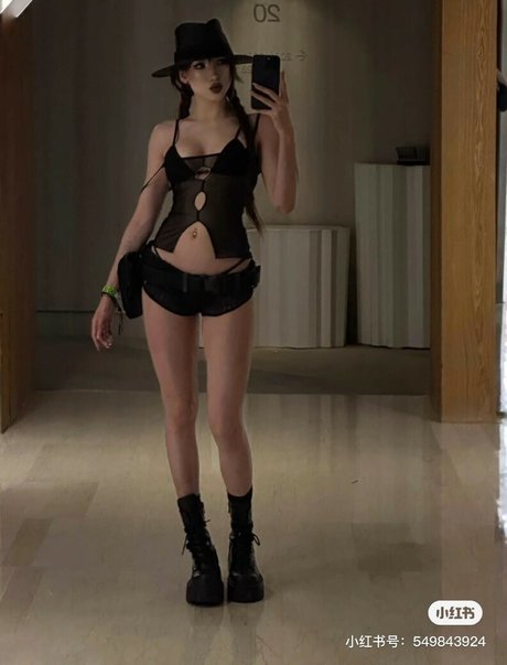 Xialan__ onlyfans leaked nudes