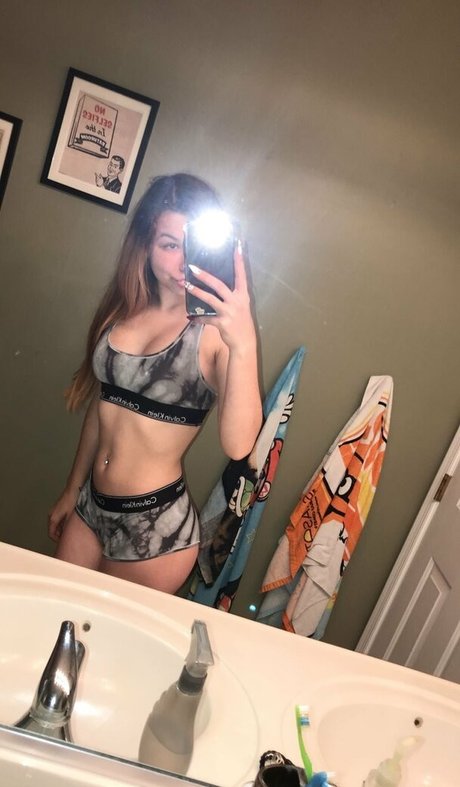 lookatdatgurl onlyfans lesk