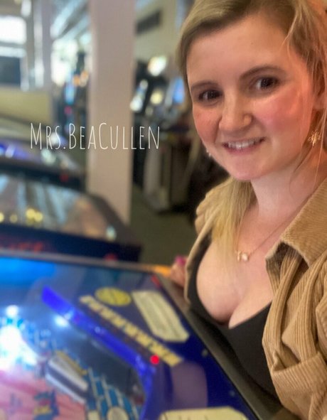 Mrs BeaCullenVIP onlyfans boobs