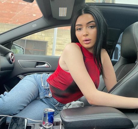 nidakhan porn onlyfans