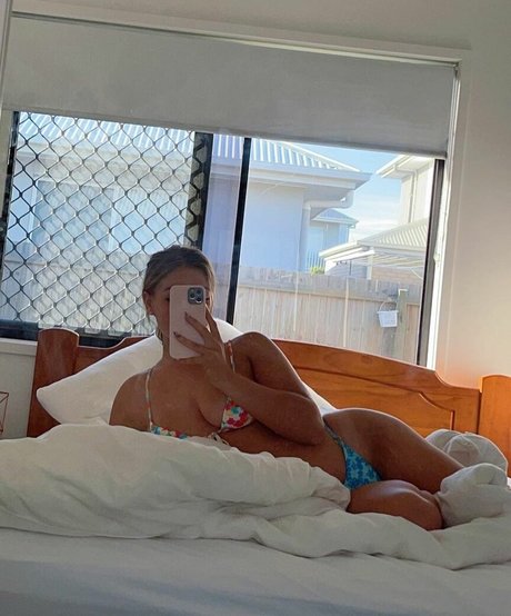 Catherine Belle onlyfans photos