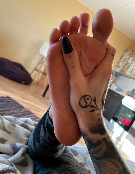 thiskindasnow only fans sex