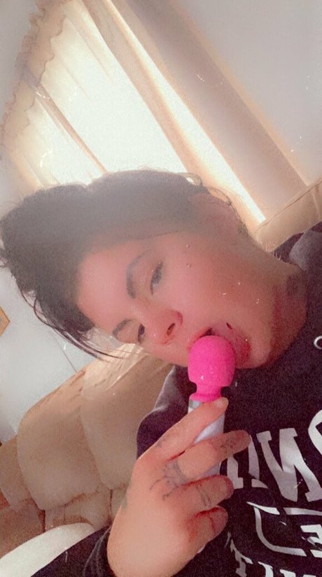 katiee0102 onlyfans model photos