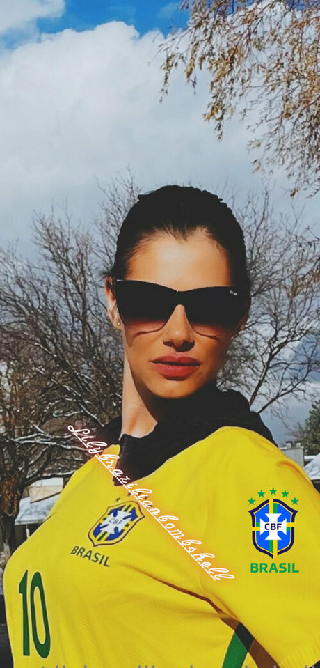 lilybrazilianbombshell only fans porn