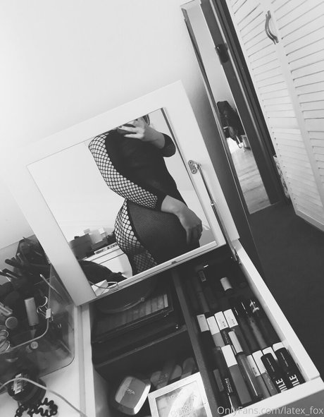 latex fox onlyfans nudes