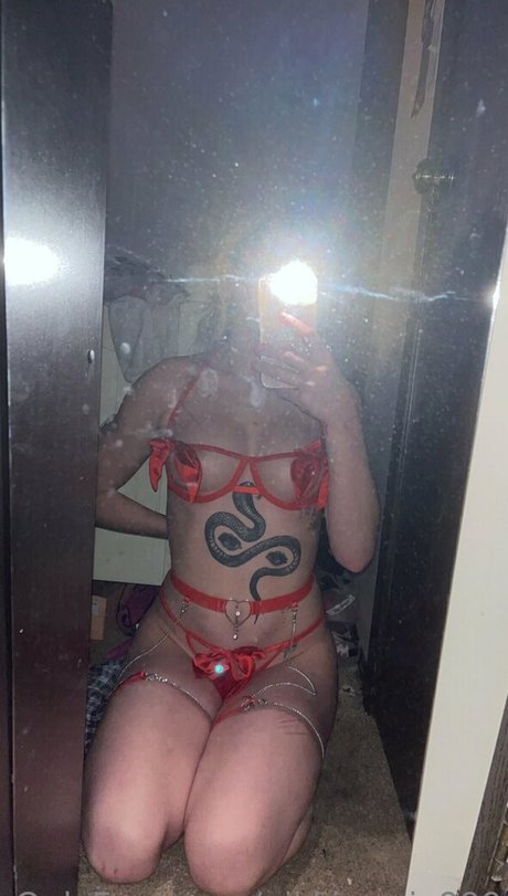 nikkimarie999 onlyfans nudes