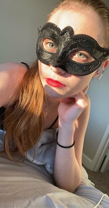 Lily Brooke onlyfans nide