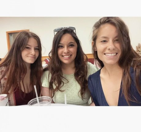 Jordan Rose Schmidt onlyfans nudes leak