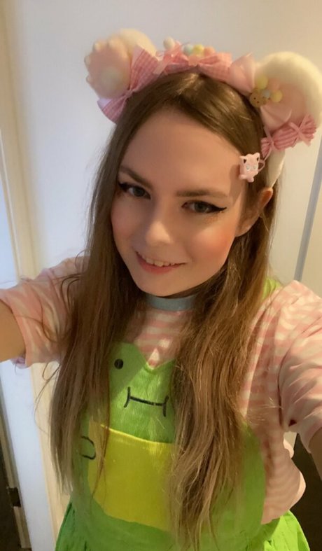 xmaddiemoonx leaked onlyfans nudes