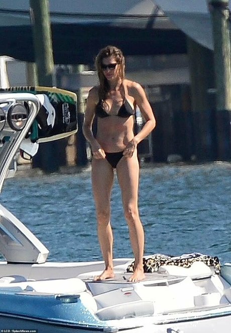 Gisele Bundchen leaked onlyfans content