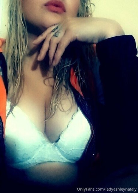 exoticalphagirl onlyfans ass