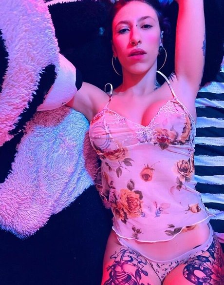 Missmushrooms only fans nude