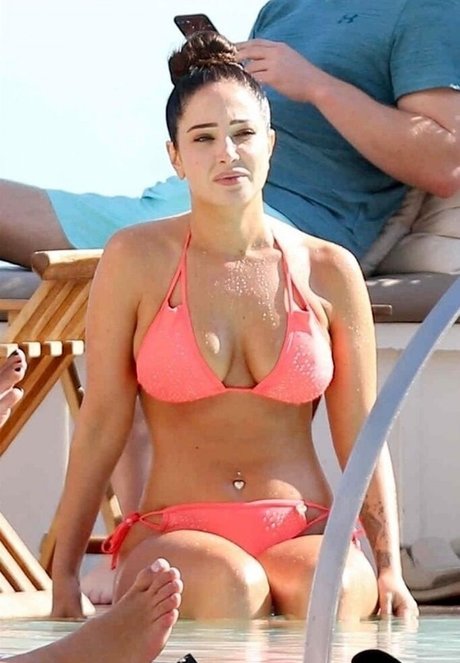 Tulisa Contostavlos leaked onlyfans.