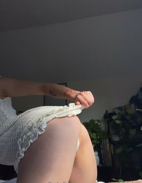 Prettyb0ishit onlyfans striptease