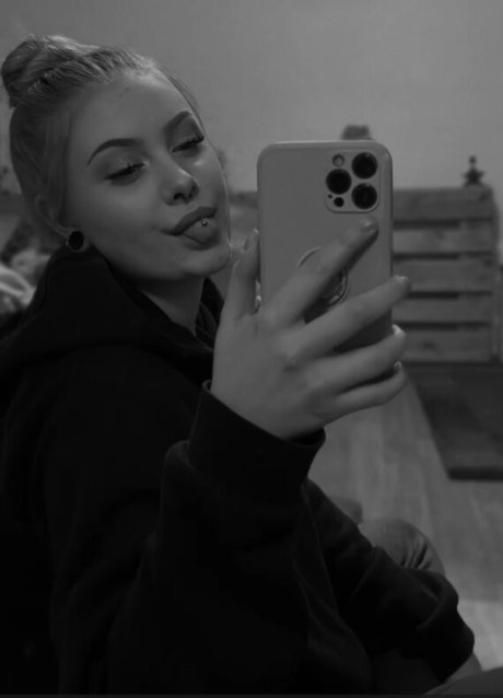 emaazing onlyfans pics