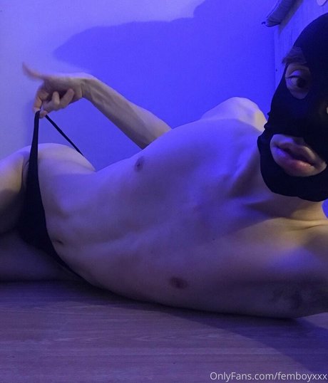 Femboyxxx naked onlyfans leaks