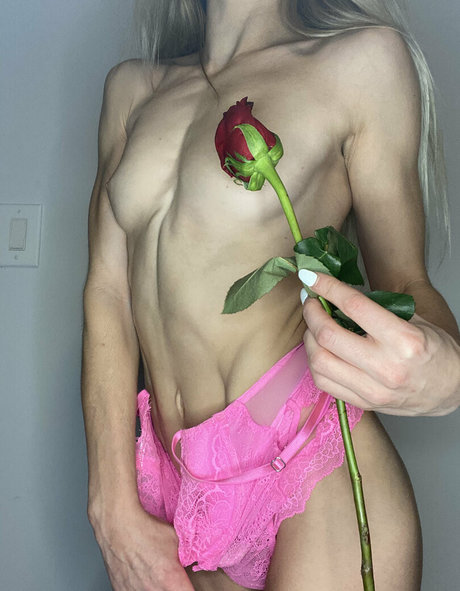 teenytinyblondie nudes leaked onlyfans