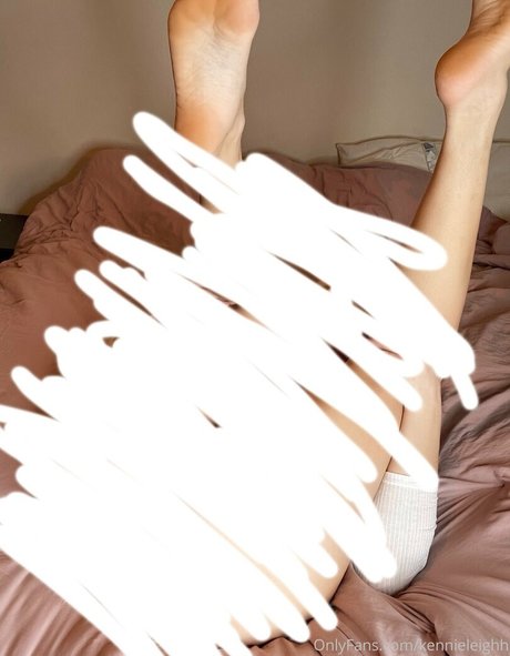 kennieleighh onlyfans model