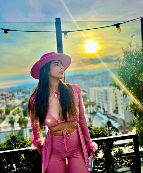 Noorish ur__perfection onlyfans picture