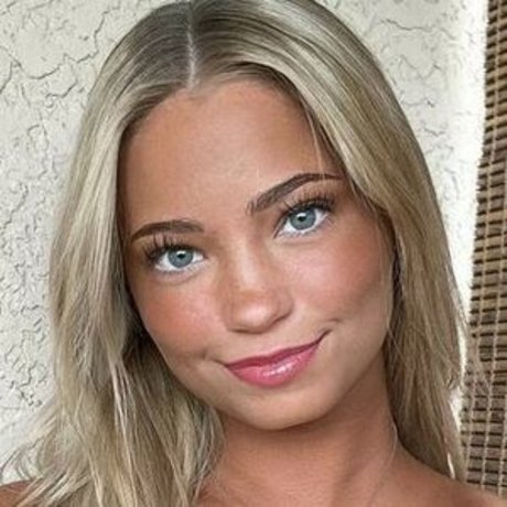 Emxwagner free only fans