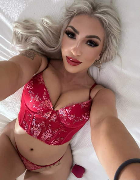 honeyt14 only fans nude leaks