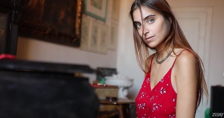 Aurora Mineo nsfw onlyfans