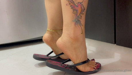 yelahia gfree onlyfans nude pictures