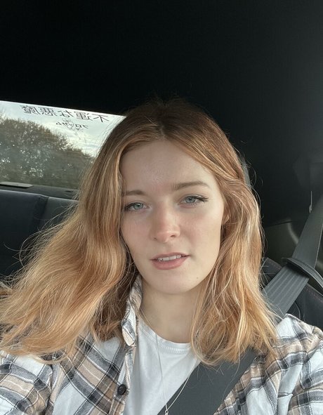 amberkia0 onlyfans leak ass