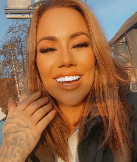 Victoria Love Profile pic