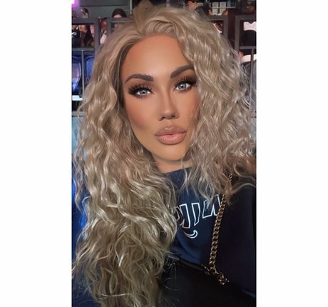 Victoria Love onlyfans post