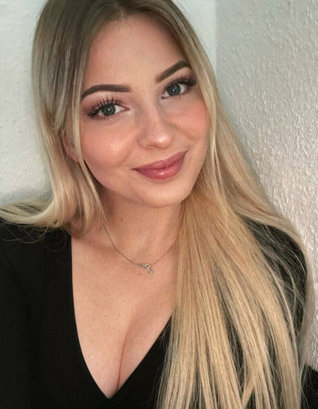 asmrjanina leaked onlyfans sextape