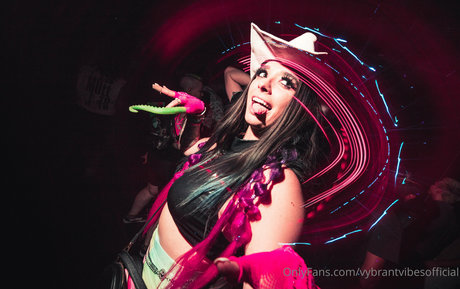 vybrantvibesofficial onlyfans leaked