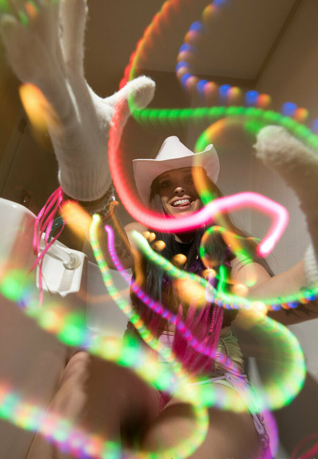 vybrantvibesofficial onlyfans nude tits