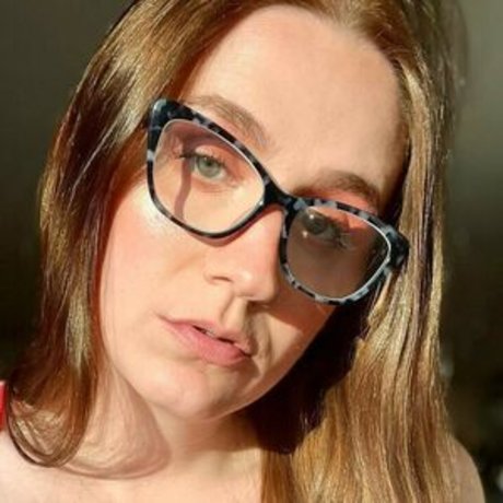 mikaelaistired onlyfans nude