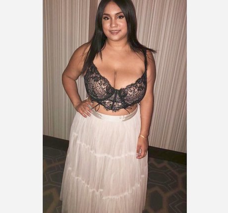 mynamesydalia onlyfans nudes