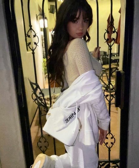 JenaUrf only fans pics