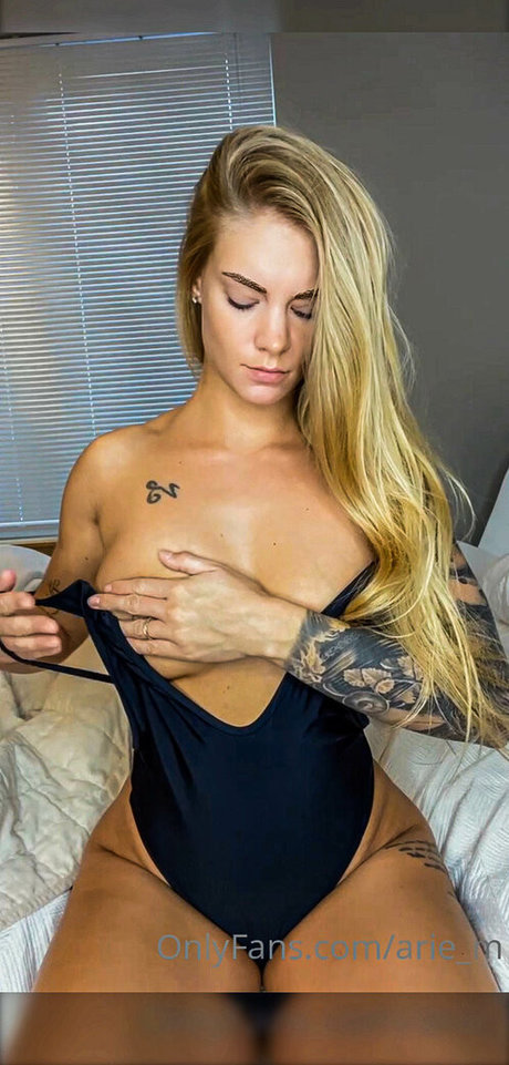 Krista M Arie onlyfans sex tape