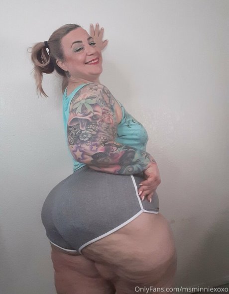 msminniexoxo onlyfans nude porn