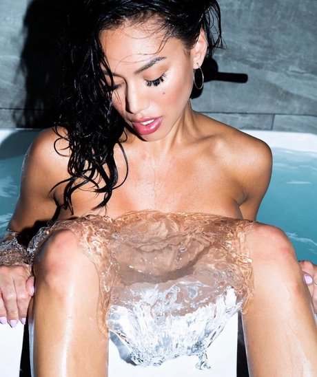 Gwen Singer onlyfans post