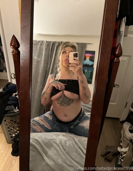 tattedprincess1998 nudes only fans
