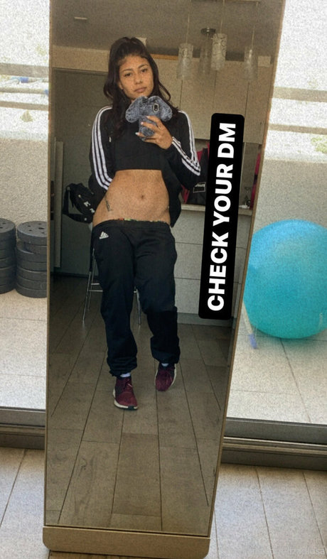 lizadiosa onlyfans nude content