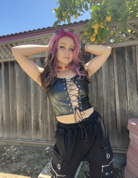 BassKitten only fans leaks