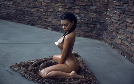 Vivian Kindle onlyfans leaked porn