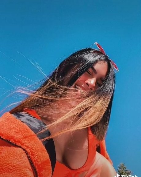 Sammie Rimando only fans