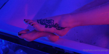 a pozuje onlyfans free